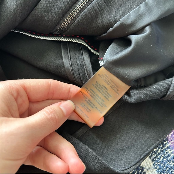 Alice + Olivia black cropped asymmetrical blazer - Picture 7 of 10